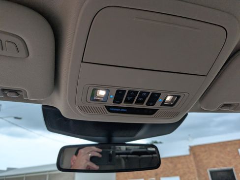 Certified 2023 Ford Explorer Limited w/ Equipment Group 301A AWD/4WD image 24