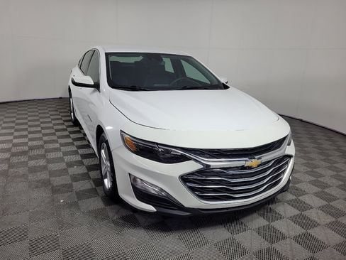 Used 2024 Chevrolet Malibu LS w/ Driver Confidence Package FWD image 13