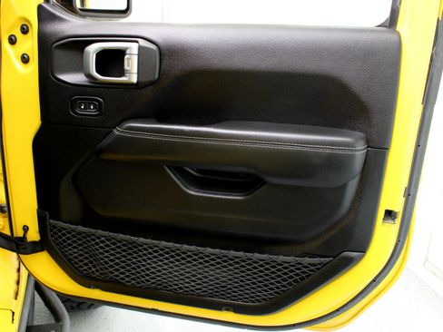 Used 2019 Jeep Wrangler Unlimited Rubicon image 48