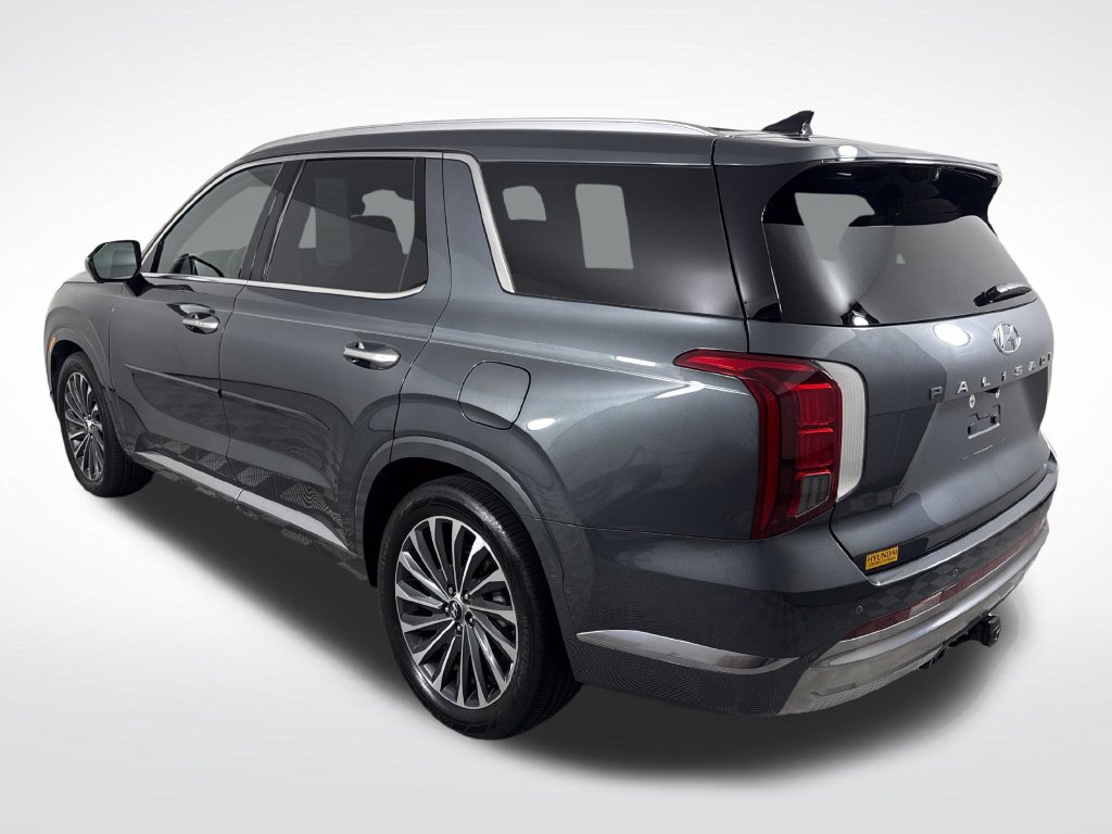 Used 2025 Hyundai Palisade Calligraphy FWD image 6
