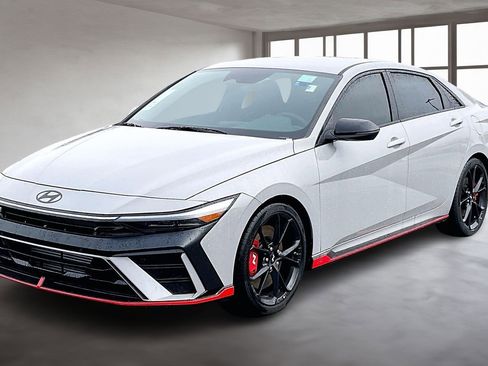 New 2025 Hyundai Elantra N image 2