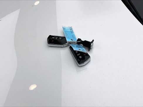 Used 2023 Volkswagen ID.4 S image 14