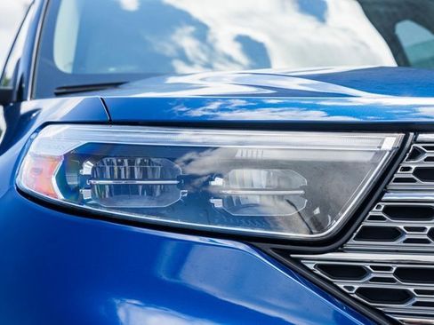 Used 2020 Ford Explorer Limited image 19