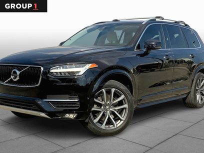 Used 2017 Volvo XC90 T6 Momentum w/ Vision Package