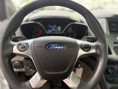 Used 2016 Ford Transit Connect XLT FWD image 10
