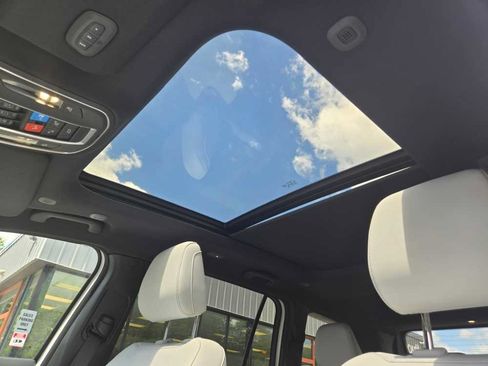 New 2026 Jeep Cherokee Limited AWD/4WD image 23