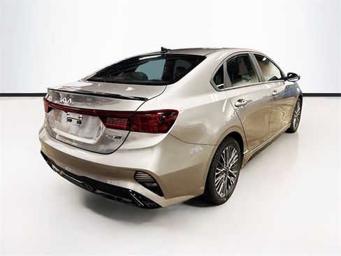 Used 2023 Kia Forte GT-Line w/ GT-Line Premium Package image 7