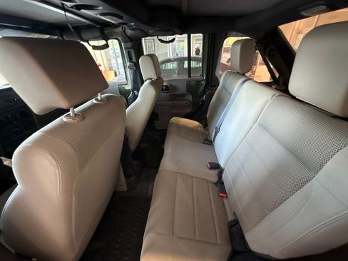 Used 2007 Jeep Wrangler Unlimited Sahara w/ Trailer Tow Group image 12