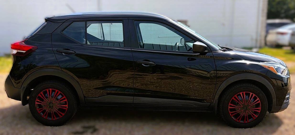 Used 2019 Nissan Kicks S FWD image 7