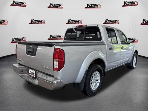Used 2014 Nissan Frontier SV AWD/4WD image 5