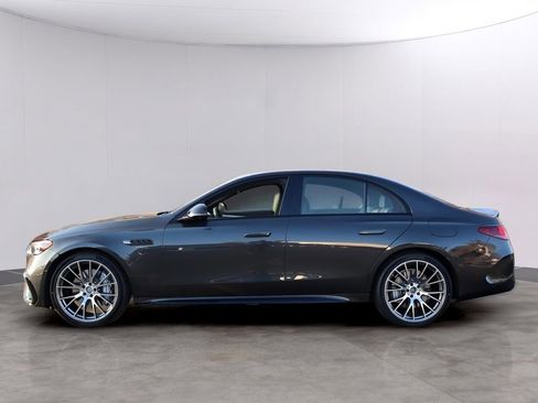 New 2026 Mercedes-Benz E 53 AMG e 4MATIC Sedan image 4
