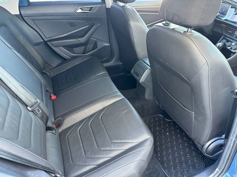 Used 2020 Volkswagen Jetta SEL Premium image 25