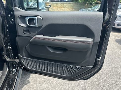 New 2026 Jeep Wrangler Unlimited Rubicon AWD/4WD image 14