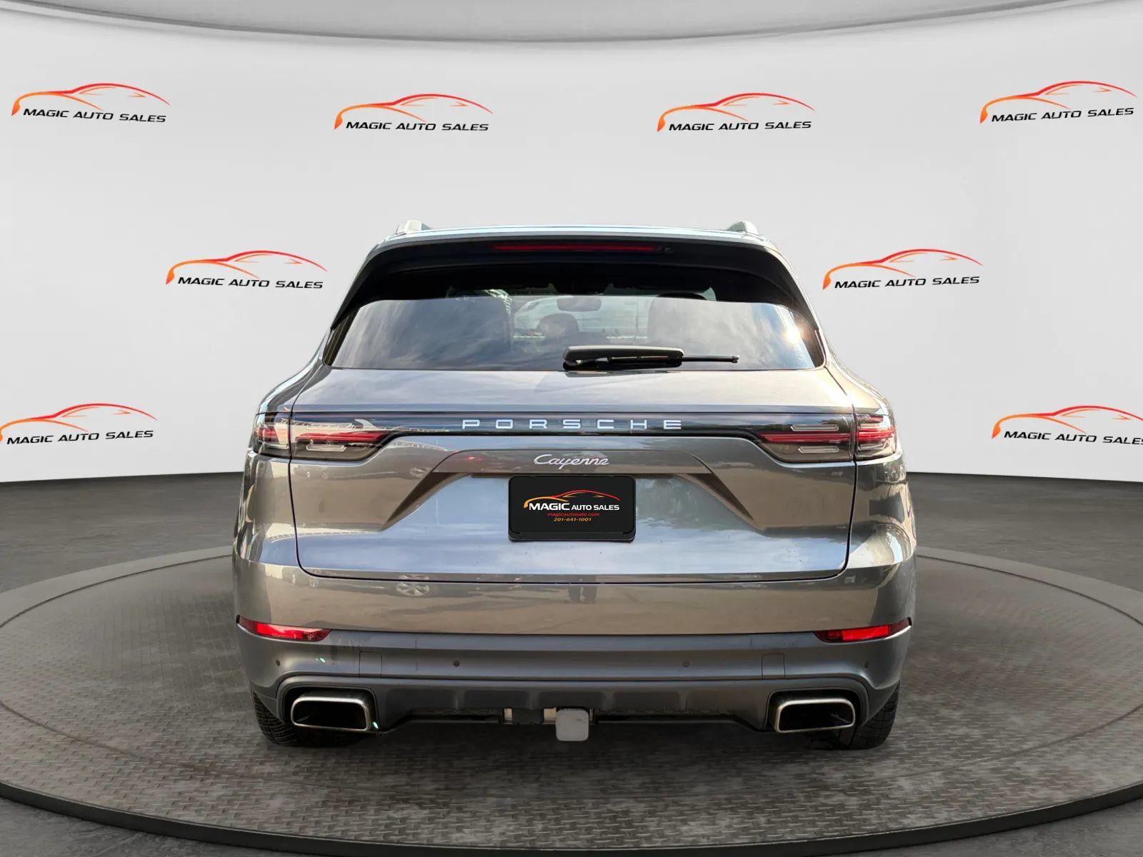 Used 2019 Porsche Cayenne AWD/4WD image 9
