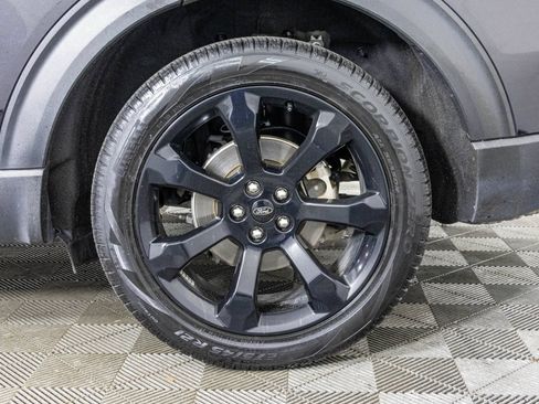 Used 2023 Ford Explorer ST-Line w/ Class IV Trailer Tow Package AWD/4WD image 56