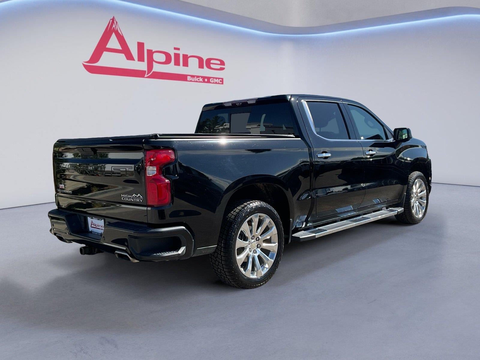 Certified 2020 Chevrolet Silverado 1500 High Country w/ Technology Package AWD/4WD image 5