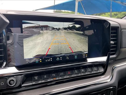 New 2026 Chevrolet Silverado 2500 ZR2 AWD/4WD image 18
