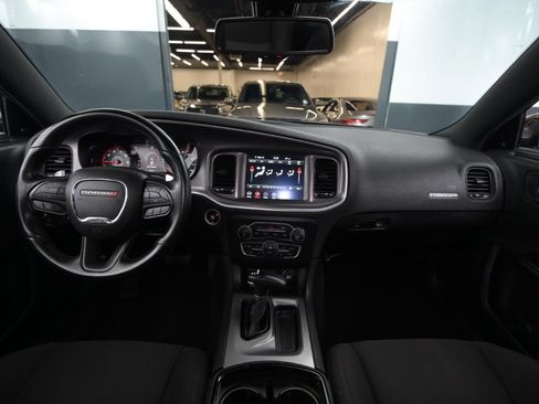 Used 2022 Dodge Charger R/T w/ Blacktop Package image 21