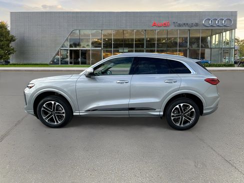 New 2025 Audi Q5 Premium Plus image 6