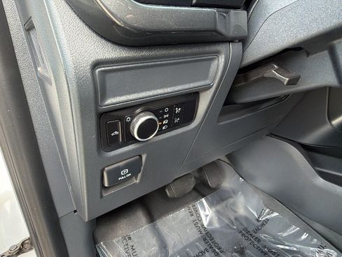 Used 2023 Ford F150 XL w/ STX Appearance Package AWD/4WD image 19