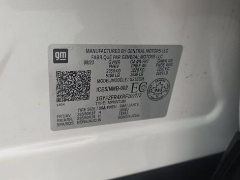 Used 2024 Cadillac XT4 Sport AWD/4WD image 13