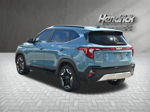 Used 2024 Kia Seltos SX w/ SX Sunroof Package AWD/4WD image 7