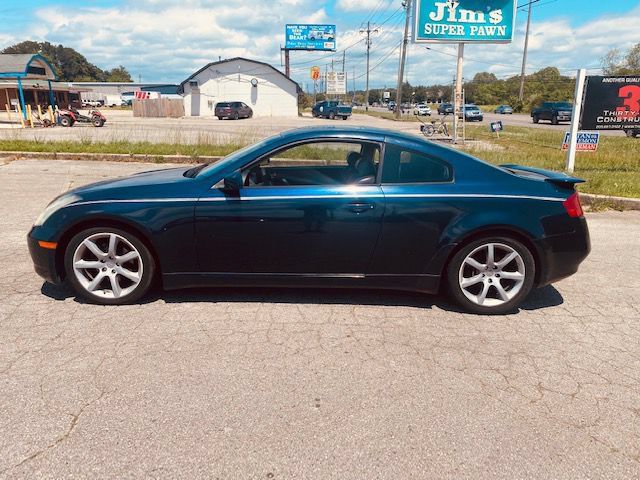 Used 2004 INFINITI G35 Coupe w/ Premium Pkg RWD image 2