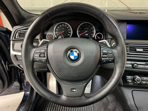 Used 2013 BMW M5 RWD image 16