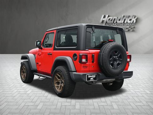 Used 2024 Jeep Wrangler Sport AWD/4WD image 8