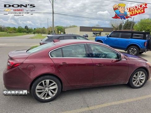 Used 2017 Buick Regal Premium FWD image 1