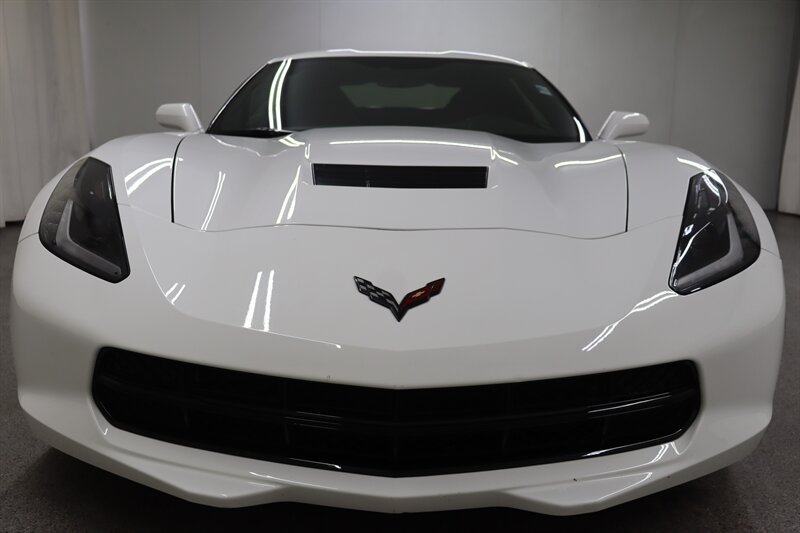 Used 2019 Chevrolet Corvette Stingray Coupe w/ Carbon Flash Badge Package RWD image 2