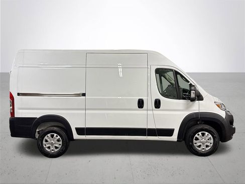 New 2026 RAM ProMaster 2500 w/ Quick Order Package 22G SLT FWD image 5