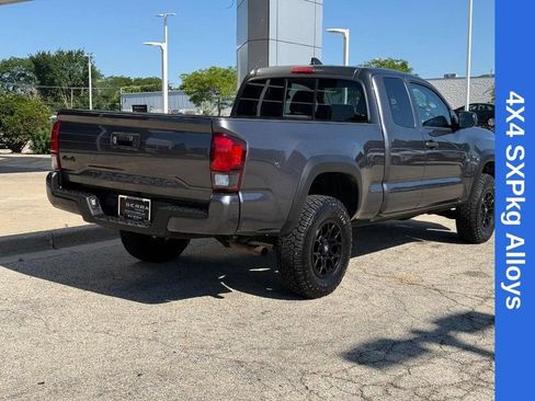 Used 2021 Toyota Tacoma SR w/ SX Package AWD/4WD image 3