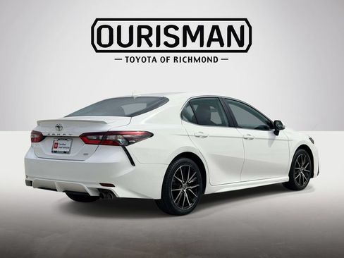 Certified 2024 Toyota Camry SE FWD image 20