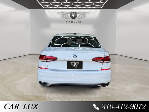 Used 2021 Volkswagen Passat 2.0T SE image 4