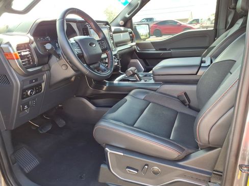 Used 2025 Ford F150 Raptor AWD/4WD image 11