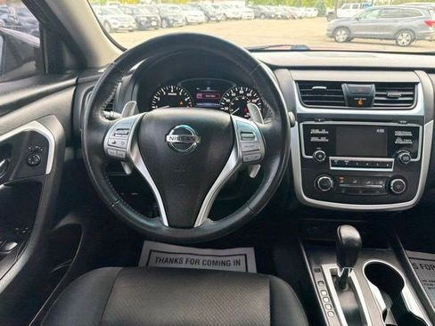 Used 2017 Nissan Altima 2.5 SR w/ Midnight Edition Package FWD image 21