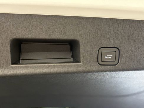New 2026 GMC Acadia Elevation w/ Black Edition FWD image 8
