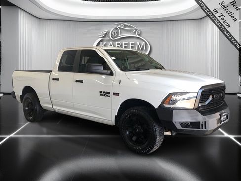 Used 2018 RAM 1500 Classic SLT image 3