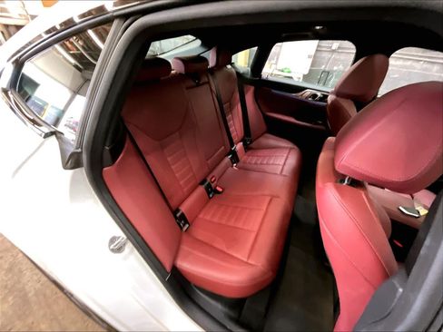 Used 2023 BMW i4 eDrive35 RWD image 30