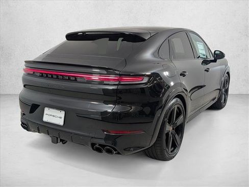 New 2026 Porsche Cayenne GTS image 9