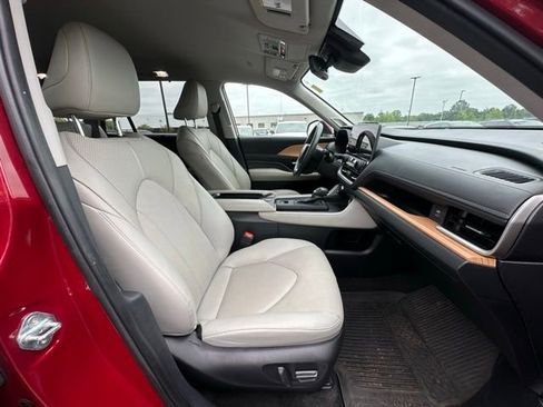 Used 2024 Toyota Grand Highlander AWD image 28