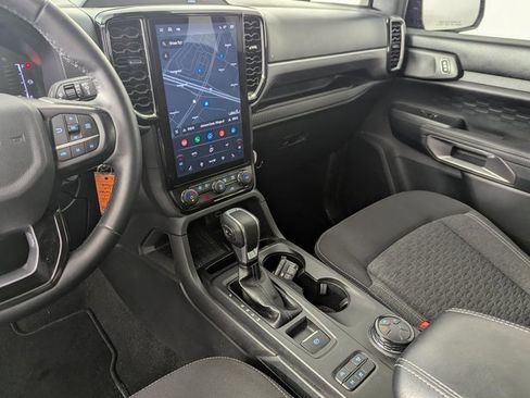 Used 2024 Ford Ranger XLT w/ Technology Package image 15