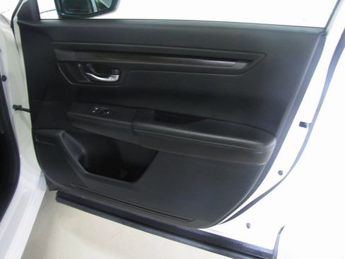 Certified 2025 Honda CR-V LX image 19