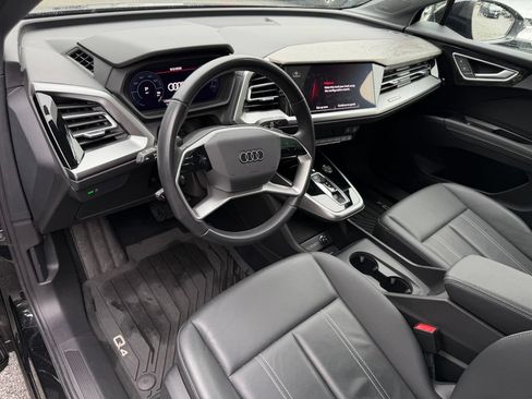 Used 2023 Audi Q4 e-tron Premium Plus w/ Premium Plus AWD/4WD image 17