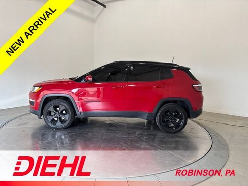Certified 2021 Jeep Compass Latitude w/ Sun and Sound Group AWD/4WD image 4