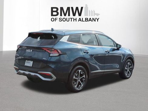 Used 2023 Kia Sportage EX image 4