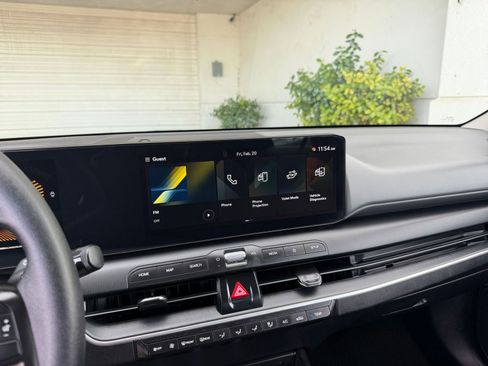 Used 2025 Kia K4 LXS image 20