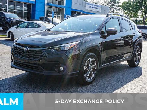 Used 2025 Subaru Crosstrek 2.5i Premium AWD/4WD image 4