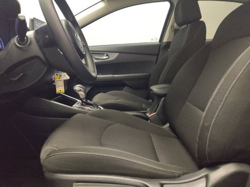 Used 2021 Kia Forte Sedan FWD image 17